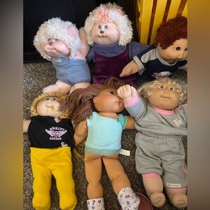 Cabbage patch dolls bundle